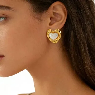 Simple Pearl Heart Stud Earrings